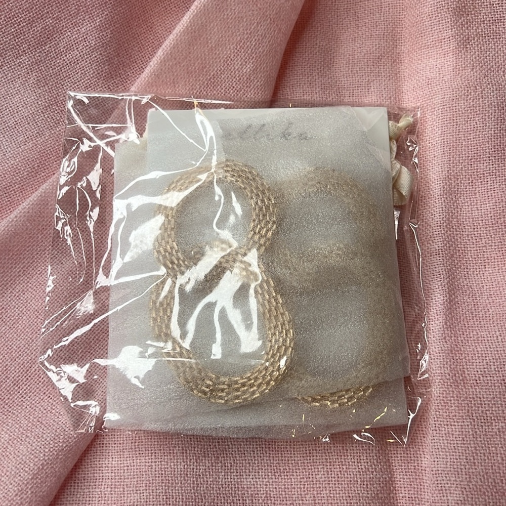 Ettika double hope chain link flexiblee gold studs earrings brand new - Picture 7 of 10